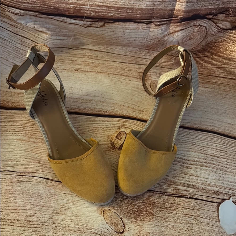 Stylish Espadrille Sandals